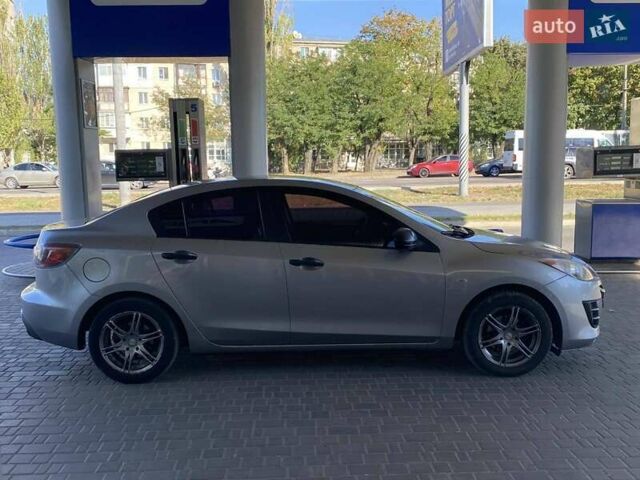 Сірий Мазда 3, об'ємом двигуна 1.6 л та пробігом 187 тис. км за 7300 $, фото 8 на Automoto.ua