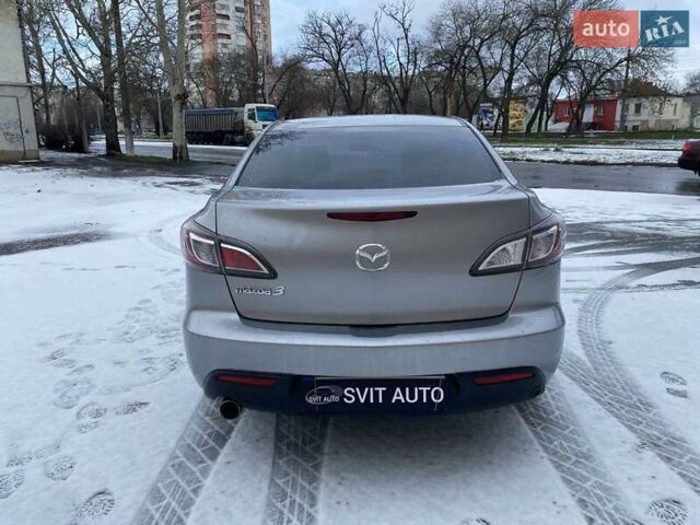 Сірий Мазда 3, об'ємом двигуна 1.6 л та пробігом 189 тис. км за 7300 $, фото 7 на Automoto.ua