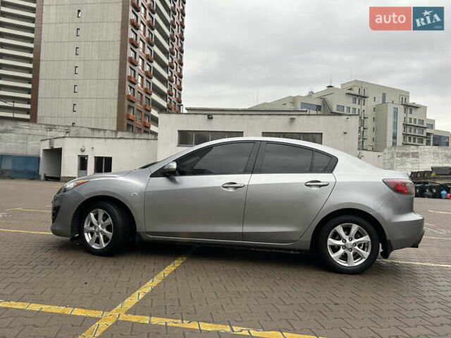 Серый Мазда 3, объемом двигателя 1.6 л и пробегом 136 тыс. км за 8100 $, фото 11 на Automoto.ua