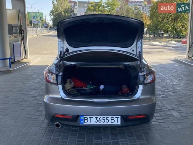 Сірий Мазда 3, об'ємом двигуна 1.6 л та пробігом 187 тис. км за 7300 $, фото 36 на Automoto.ua