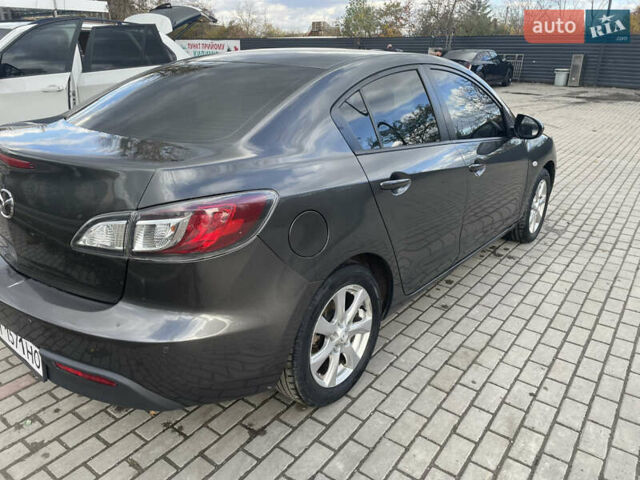 Мазда 3 2010 в Ивано-Франковске на Automoto.ua Серый Мазда 3, объемом двигателя 1.6 л и пробегом 198 тыс. км за 6700 $, фото 10 на Automoto.ua