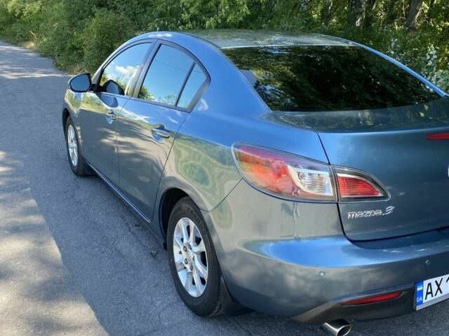 Серый Мазда 3, объемом двигателя 1.6 л и пробегом 172 тыс. км за 6100 $, фото 3 на Automoto.ua