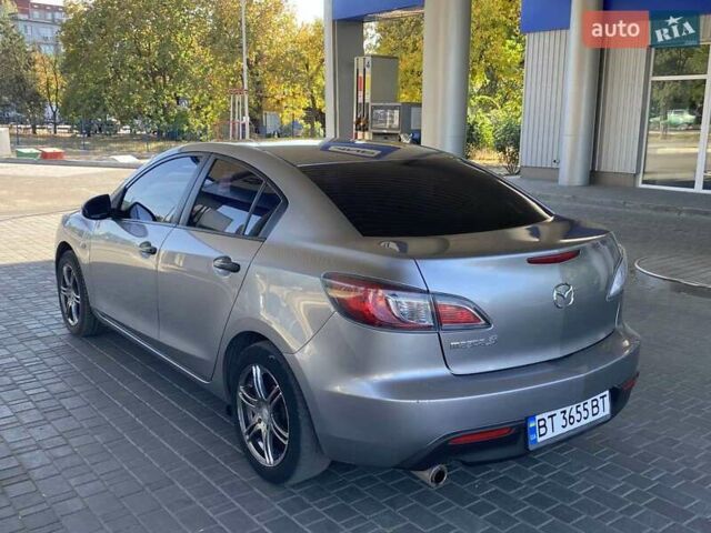 Сірий Мазда 3, об'ємом двигуна 1.6 л та пробігом 187 тис. км за 7300 $, фото 15 на Automoto.ua