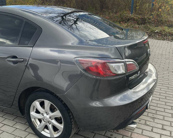 Мазда 3 2010 в Ивано-Франковске на Automoto.ua Серый Мазда 3, объемом двигателя 1.6 л и пробегом 198 тыс. км за 6700 $, фото 6 на Automoto.ua