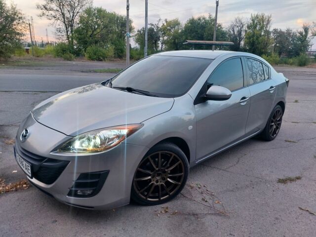 Серый Мазда 3, объемом двигателя 1.6 л и пробегом 320 тыс. км за 6999 $, фото 6 на Automoto.ua