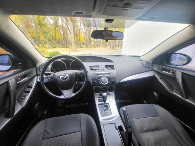 Серый Мазда 3, объемом двигателя 1.6 л и пробегом 113 тыс. км за 8700 $, фото 21 на Automoto.ua