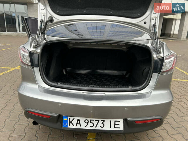 Серый Мазда 3, объемом двигателя 1.6 л и пробегом 136 тыс. км за 8100 $, фото 8 на Automoto.ua
