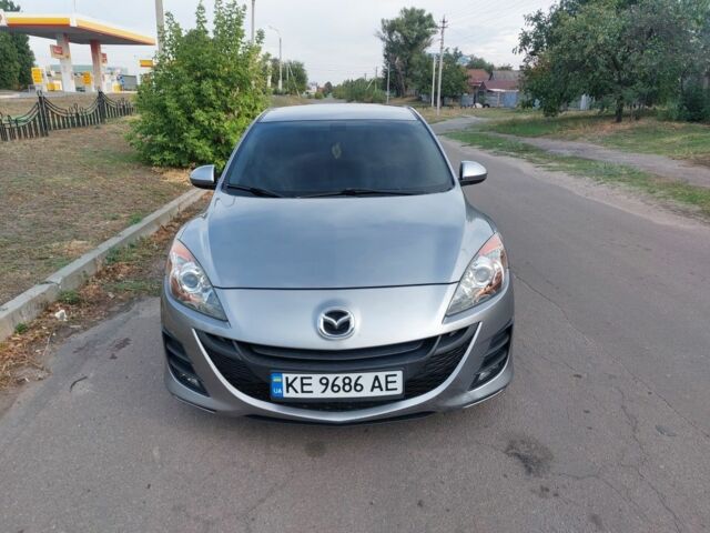 Серый Мазда 3, объемом двигателя 1.6 л и пробегом 320 тыс. км за 6999 $, фото 1 на Automoto.ua