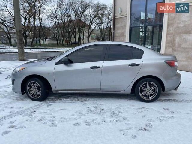 Сірий Мазда 3, об'ємом двигуна 1.6 л та пробігом 189 тис. км за 7300 $, фото 11 на Automoto.ua