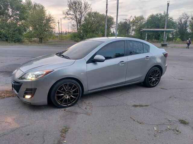 Серый Мазда 3, объемом двигателя 1.6 л и пробегом 320 тыс. км за 6999 $, фото 12 на Automoto.ua