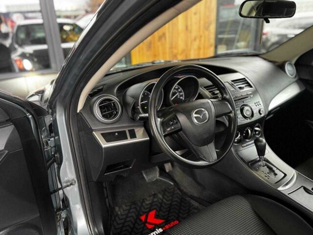 Сірий Мазда 3, об'ємом двигуна 2 л та пробігом 141 тис. км за 7599 $, фото 7 на Automoto.ua