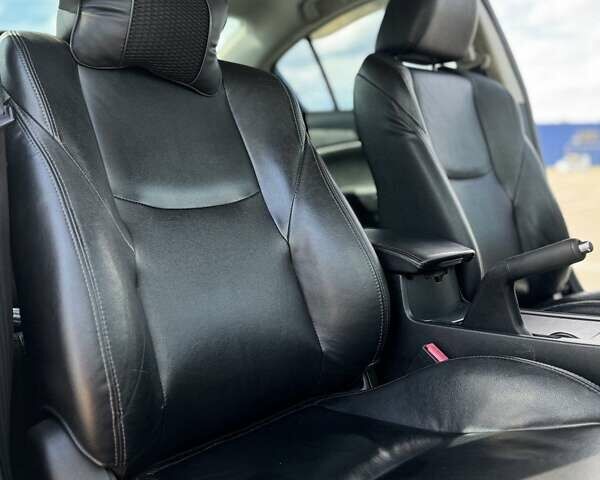 Сірий Мазда 3, об'ємом двигуна 2.49 л та пробігом 220 тис. км за 8800 $, фото 7 на Automoto.ua