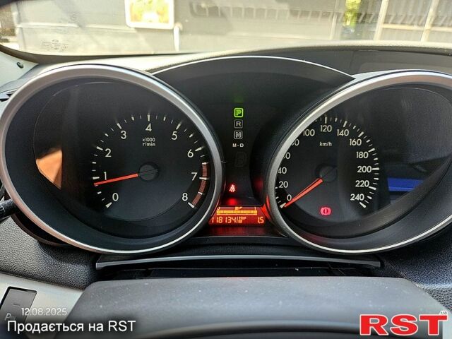 Серый Мазда 3, объемом двигателя 1.6 л и пробегом 118 тыс. км за 9900 $, фото 8 на Automoto.ua