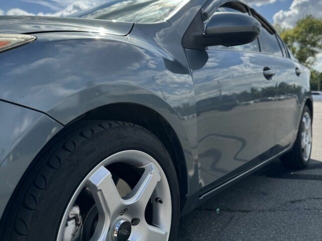 Серый Мазда 3, объемом двигателя 2.5 л и пробегом 223 тыс. км за 8200 $, фото 1 на Automoto.ua