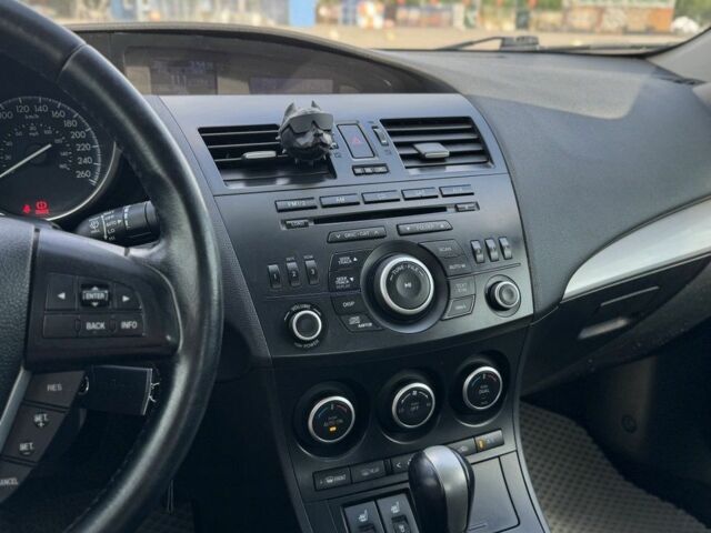 Серый Мазда 3, объемом двигателя 2.5 л и пробегом 223 тыс. км за 8200 $, фото 12 на Automoto.ua