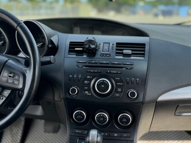 Серый Мазда 3, объемом двигателя 2.5 л и пробегом 223 тыс. км за 8200 $, фото 13 на Automoto.ua