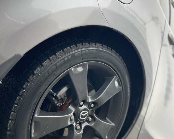 Сірий Мазда 3, об'ємом двигуна 2 л та пробігом 200 тис. км за 8500 $, фото 12 на Automoto.ua