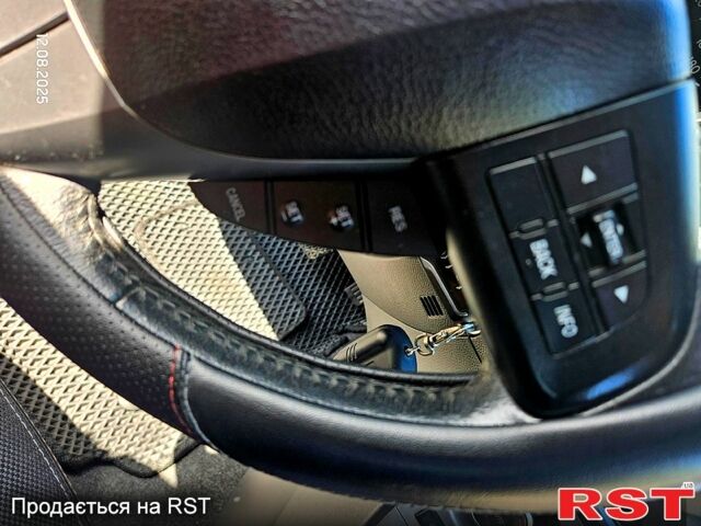 Серый Мазда 3, объемом двигателя 1.6 л и пробегом 118 тыс. км за 9900 $, фото 4 на Automoto.ua