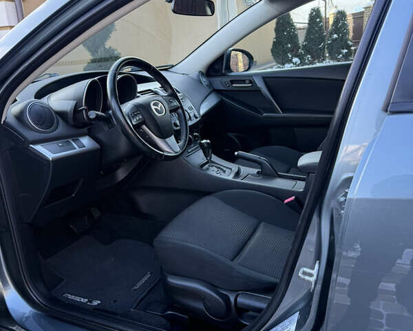 Сірий Мазда 3, об'ємом двигуна 2 л та пробігом 214 тис. км за 7250 $, фото 11 на Automoto.ua