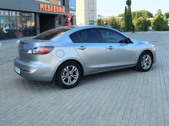 Серый Мазда 3, объемом двигателя 1.6 л и пробегом 162 тыс. км за 6999 $, фото 2 на Automoto.ua