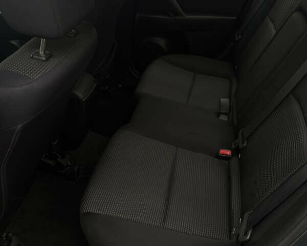 Серый Мазда 3, объемом двигателя 2 л и пробегом 201 тыс. км за 7000 $, фото 29 на Automoto.ua