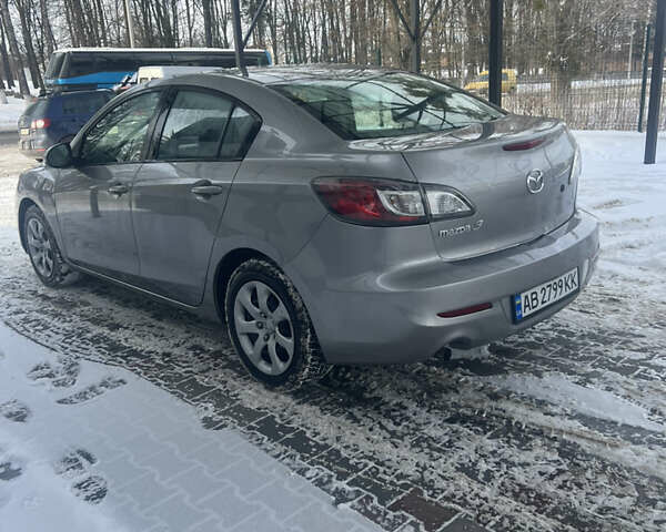 Сірий Мазда 3, об'ємом двигуна 2 л та пробігом 177 тис. км за 7999 $, фото 7 на Automoto.ua