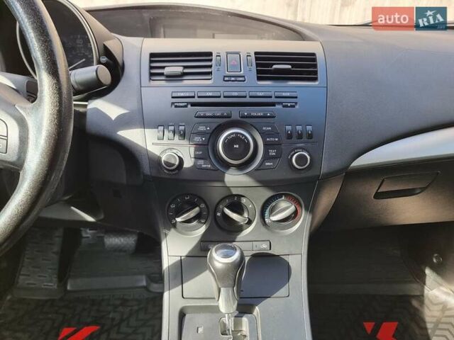 Серый Мазда 3, объемом двигателя 2 л и пробегом 190 тыс. км за 6999 $, фото 52 на Automoto.ua