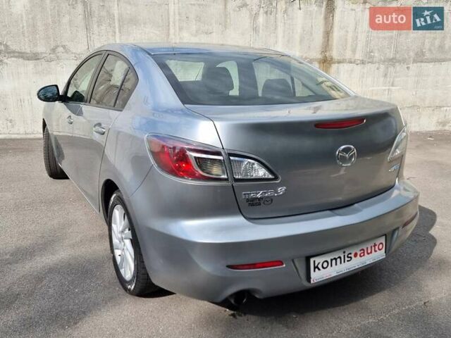 Серый Мазда 3, объемом двигателя 2 л и пробегом 190 тыс. км за 6999 $, фото 27 на Automoto.ua