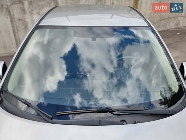 Серый Мазда 3, объемом двигателя 2 л и пробегом 190 тыс. км за 6999 $, фото 10 на Automoto.ua