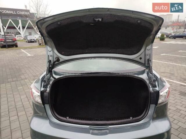 Серый Мазда 3, объемом двигателя 2 л и пробегом 232 тыс. км за 7799 $, фото 54 на Automoto.ua