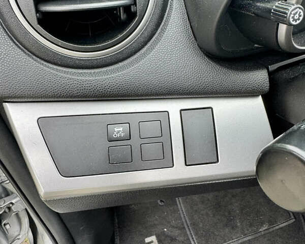 Серый Мазда 3, объемом двигателя 2 л и пробегом 90 тыс. км за 8300 $, фото 24 на Automoto.ua