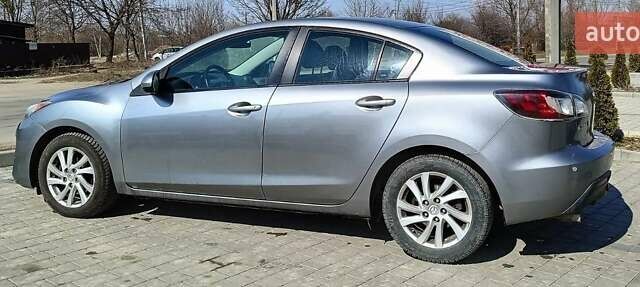Серый Мазда 3, объемом двигателя 2 л и пробегом 181 тыс. км за 7700 $, фото 5 на Automoto.ua