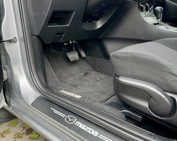Серый Мазда 3, объемом двигателя 2 л и пробегом 90 тыс. км за 8300 $, фото 17 на Automoto.ua