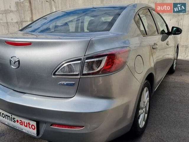 Серый Мазда 3, объемом двигателя 2 л и пробегом 190 тыс. км за 6999 $, фото 18 на Automoto.ua