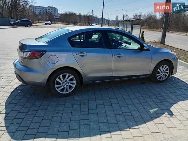 Серый Мазда 3, объемом двигателя 2 л и пробегом 181 тыс. км за 7700 $, фото 9 на Automoto.ua