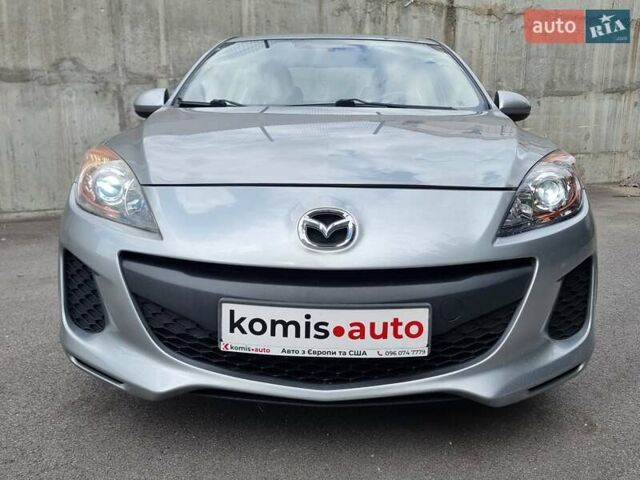 Серый Мазда 3, объемом двигателя 2 л и пробегом 190 тыс. км за 6999 $, фото 9 на Automoto.ua