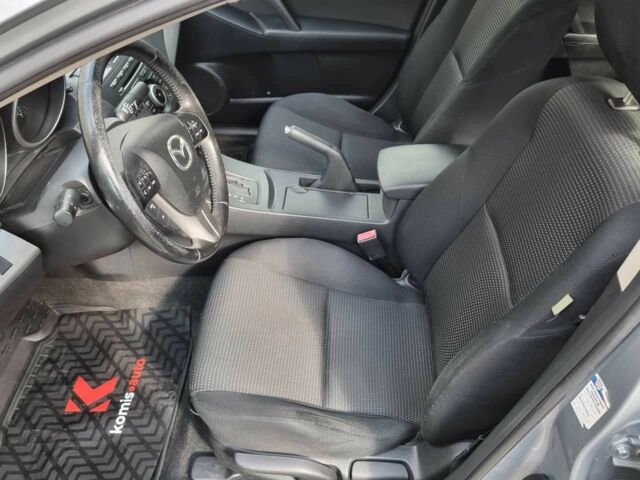 Сірий Мазда 3, об'ємом двигуна 2 л та пробігом 190 тис. км за 7599 $, фото 7 на Automoto.ua