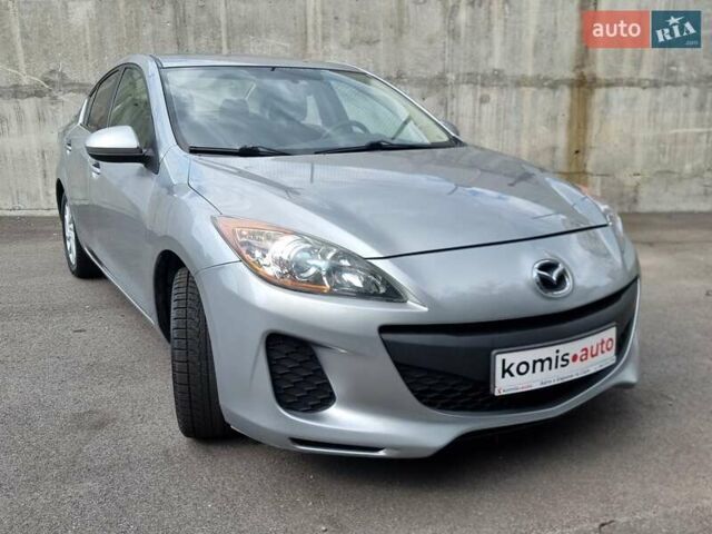 Серый Мазда 3, объемом двигателя 2 л и пробегом 190 тыс. км за 6999 $, фото 12 на Automoto.ua