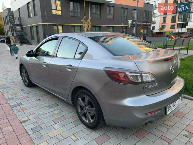 Сірий Мазда 3, об'ємом двигуна 2 л та пробігом 130 тис. км за 7350 $, фото 3 на Automoto.ua