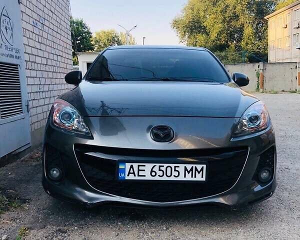 Серый Мазда 3, объемом двигателя 2 л и пробегом 270 тыс. км за 8500 $, фото 1 на Automoto.ua