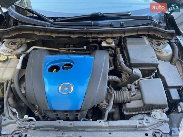 Сірий Мазда 3, об'ємом двигуна 2 л та пробігом 285 тис. км за 9100 $, фото 4 на Automoto.ua