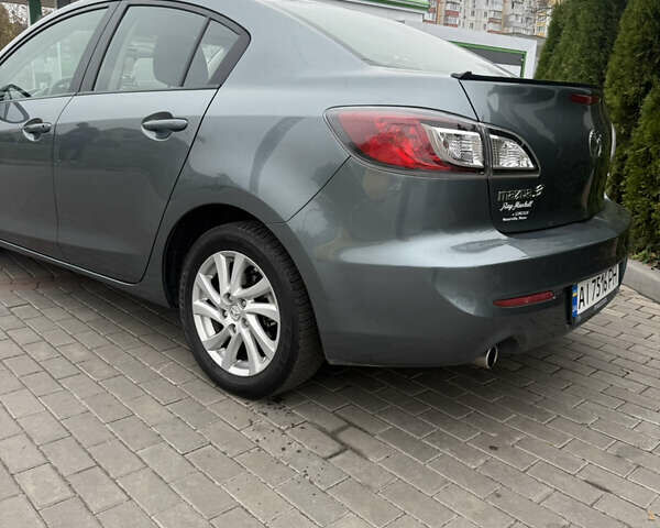 Серый Мазда 3, объемом двигателя 2 л и пробегом 201 тыс. км за 7000 $, фото 19 на Automoto.ua