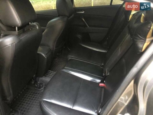 Серый Мазда 3, объемом двигателя 2 л и пробегом 270 тыс. км за 8500 $, фото 5 на Automoto.ua
