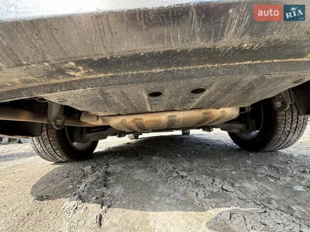 Серый Мазда 3, объемом двигателя 2 л и пробегом 271 тыс. км за 5500 $, фото 12 на Automoto.ua