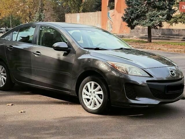 Сірий Мазда 3, об'ємом двигуна 2 л та пробігом 208 тис. км за 6700 $, фото 5 на Automoto.ua