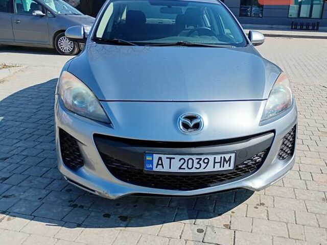 Серый Мазда 3, объемом двигателя 2 л и пробегом 181 тыс. км за 7700 $, фото 2 на Automoto.ua