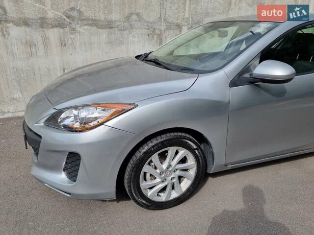 Серый Мазда 3, объемом двигателя 2 л и пробегом 190 тыс. км за 6999 $, фото 5 на Automoto.ua