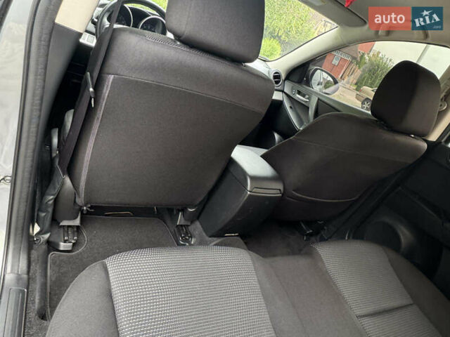 Серый Мазда 3, объемом двигателя 2 л и пробегом 90 тыс. км за 8300 $, фото 21 на Automoto.ua