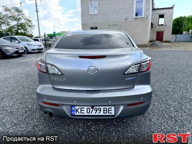 Серый Мазда 3, объемом двигателя 2 л и пробегом 132 тыс. км за 7800 $, фото 8 на Automoto.ua