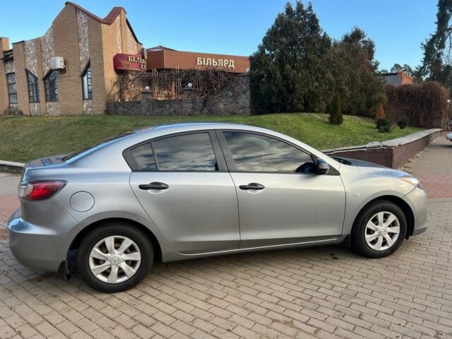 Серый Мазда 3, объемом двигателя 1.6 л и пробегом 278 тыс. км за 6800 $, фото 3 на Automoto.ua